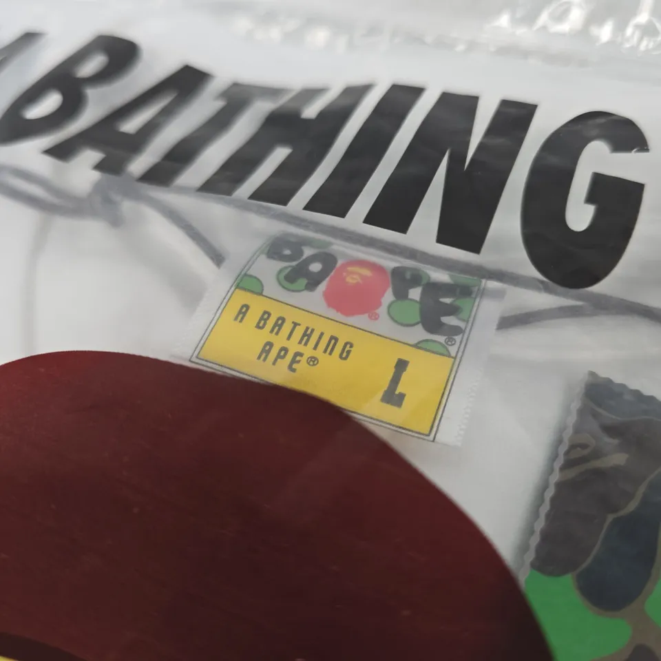 A BATHING APE CAMOUFLAGE T-SHIRT – SIZE L
