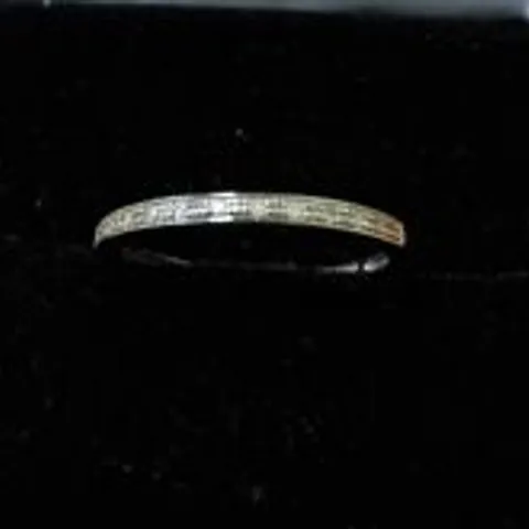 9CT WHITE GOLD NATURAL DIAMOND HALF ETERNITY RING