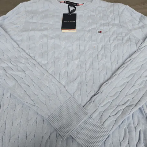 TOMMY HILFIGER CLASSIC COTTON CABLE JUMPER - SIZE SMALL