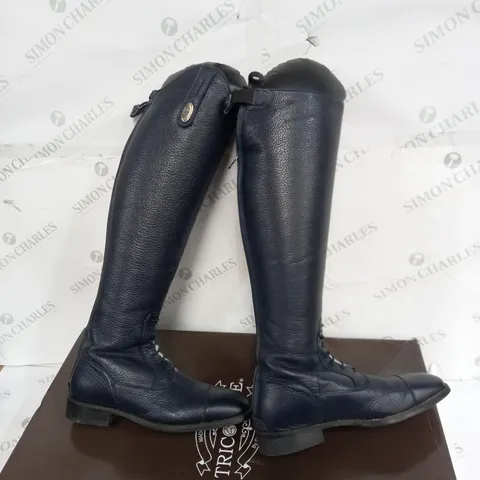 BOXED PAIR OF TRICLORE EQUESTRIAN BOOTS SIZE 39
