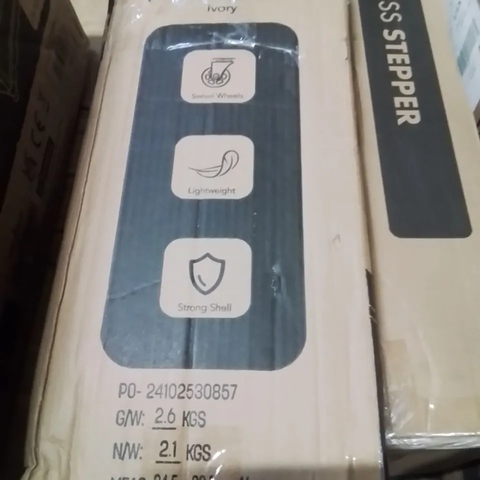 BOXED LUGG 15INCH JETSET TRAVEL CABIN BAG IVORY