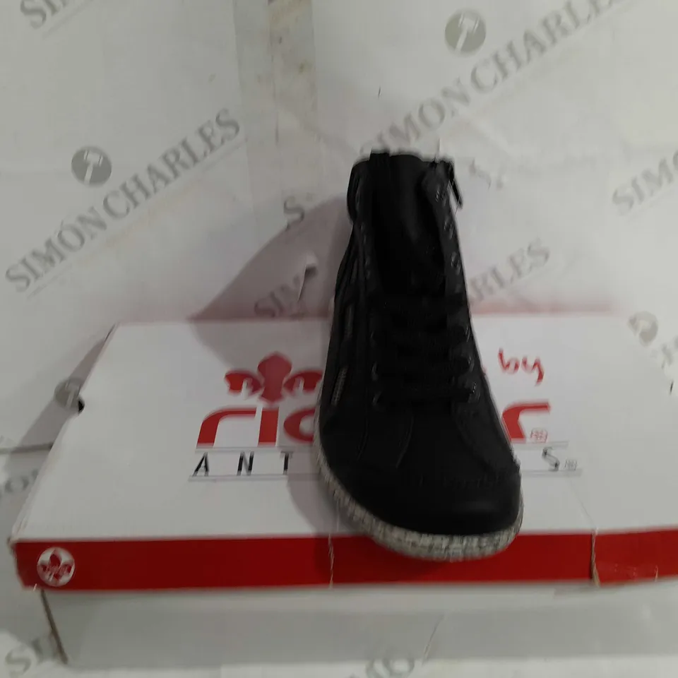 RIEKER LACE ANKLE BOOT BLACK SIZE 4 - BOXED 