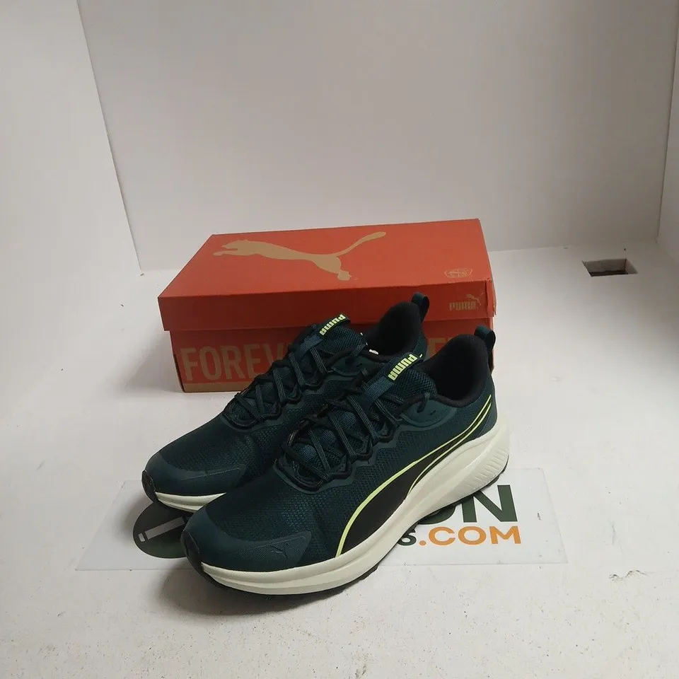 PUMA SKYROCKET LITE TRAIL SHOES - UK 11, GREEN/BLACK