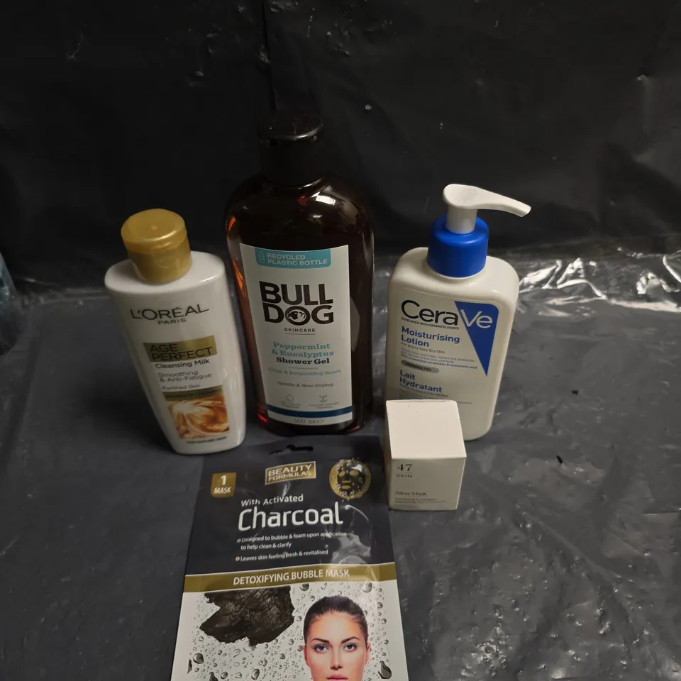 APPROXIMATEY 20 ASSORTED HEALTH AND BEAUTY PRODUCTS TO INCLUDE - BULL DOG SHOWER GEL - L'OREAL CLEANSING MILK AND CERAVE MOISTURISING LOTION