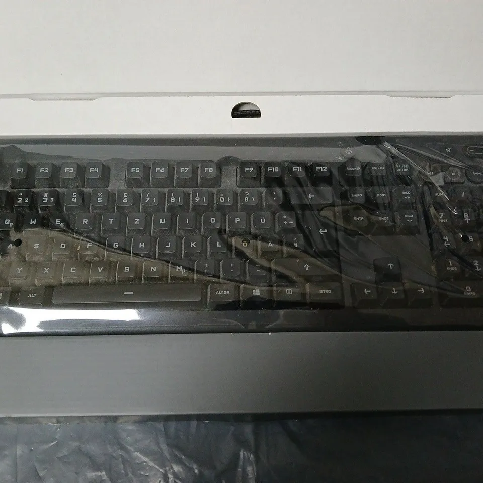 LOGITECH G213 RGB GAMING KEYBOARD 