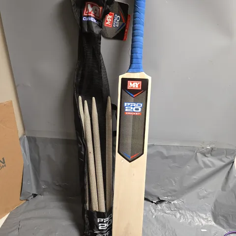 MY PRO 20 SIZE 5 CRICKET SET – BAT & CARRY BAG