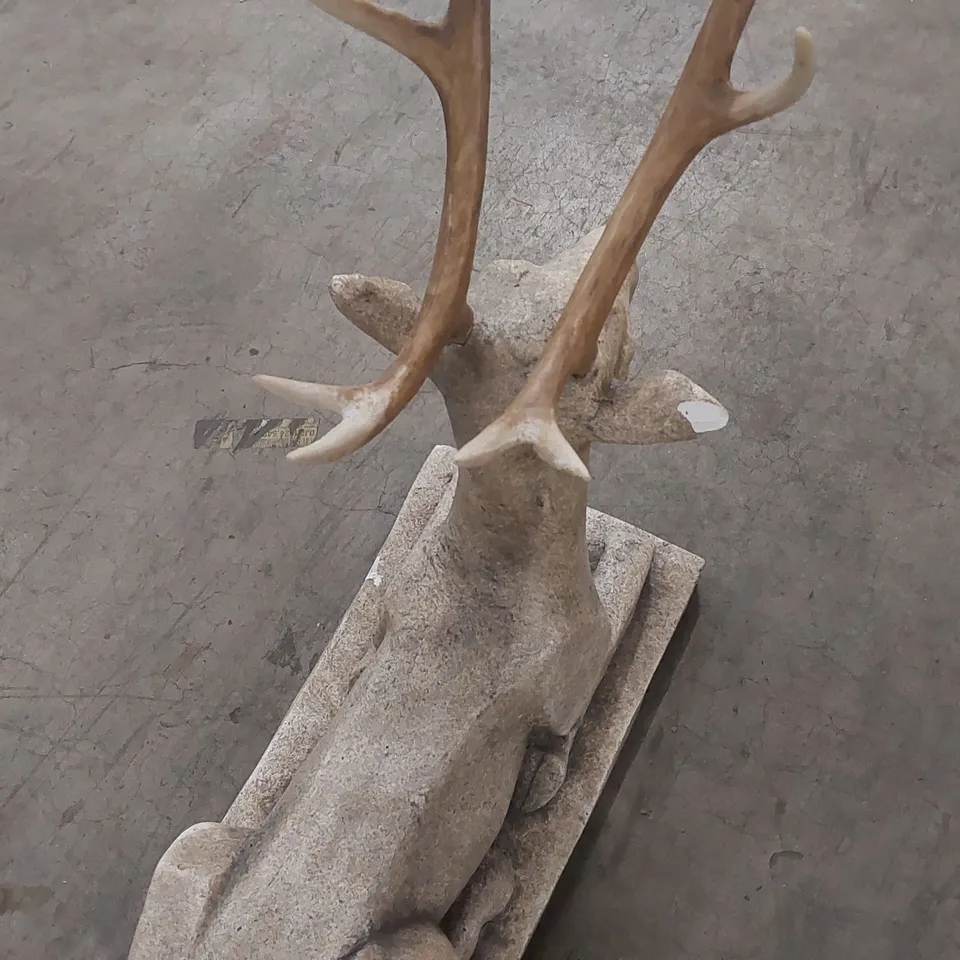 BOXED GREY LAID DOWN DEER ORNAMENT