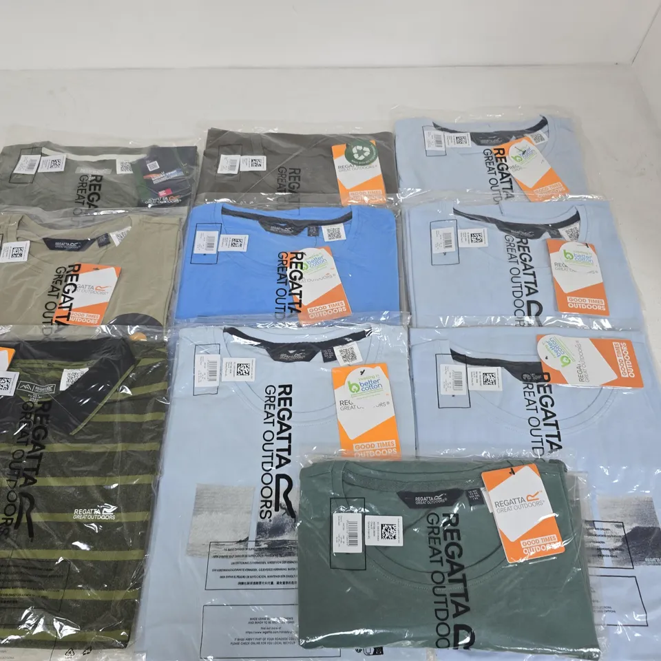 LOT OF 10 ASSORTED BRAND NEW REGATTA T-SHIRTS IN VARIOUS STYLES, COLOURS AND SIZES