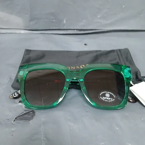 MONSOON BLOCK GREEN FRAME SUNGLASSES 