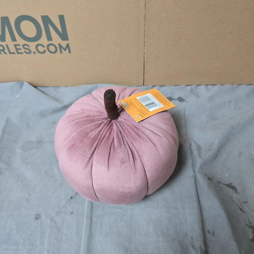 BOX OF APPROXIMATELY 100 HOBBYCRAFT PLUSH PUMPKIN DECORATIONS – PINK