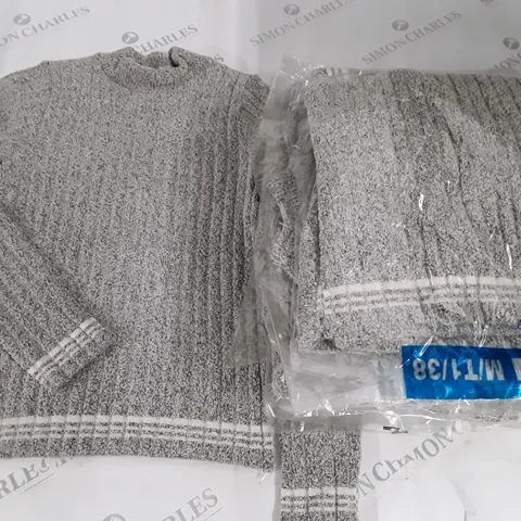 LOT OF 7 BAGGED COTTONADE GREY CREW JUMPERS - VARIOUS SIZES