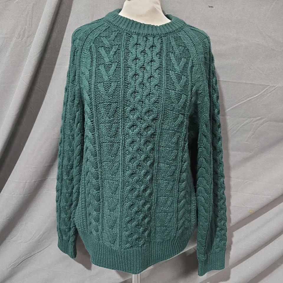 ABERCROMBIE & FITCH MERINO WOOL-BLEND KNITTED JUMPER IN GREEN - S