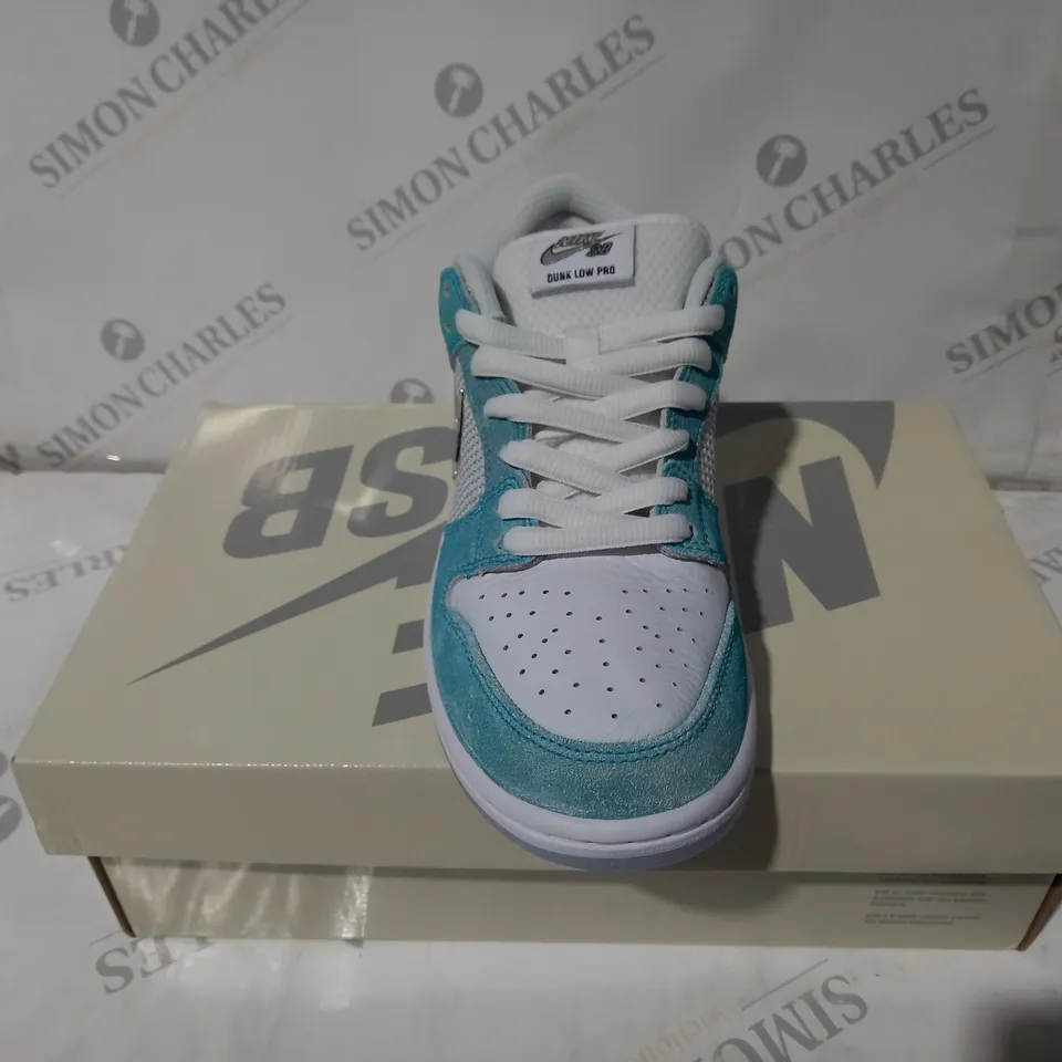 NIKE SB DUNK LOW PRO QS RACER BLUE/METALLIC SILVER SIZE 7