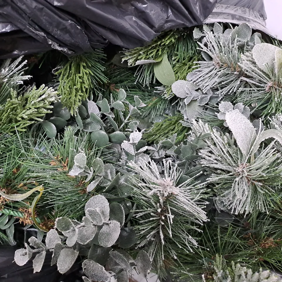 K BY KELLY HOPPEN PRE-LIT GREENERY CHRISTMAS DECORATION - GARLAND