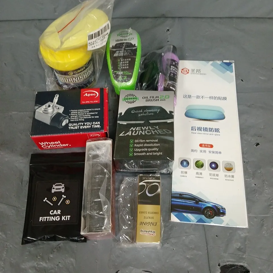 APPROXIMATELY 10 ASSORTED CAR ACCESSORIES TO INCLUDE OIL FILM BRUSH - WHEEL CYLINDER - REAR VIEW MIRROR ANTI-GLARE - ETC