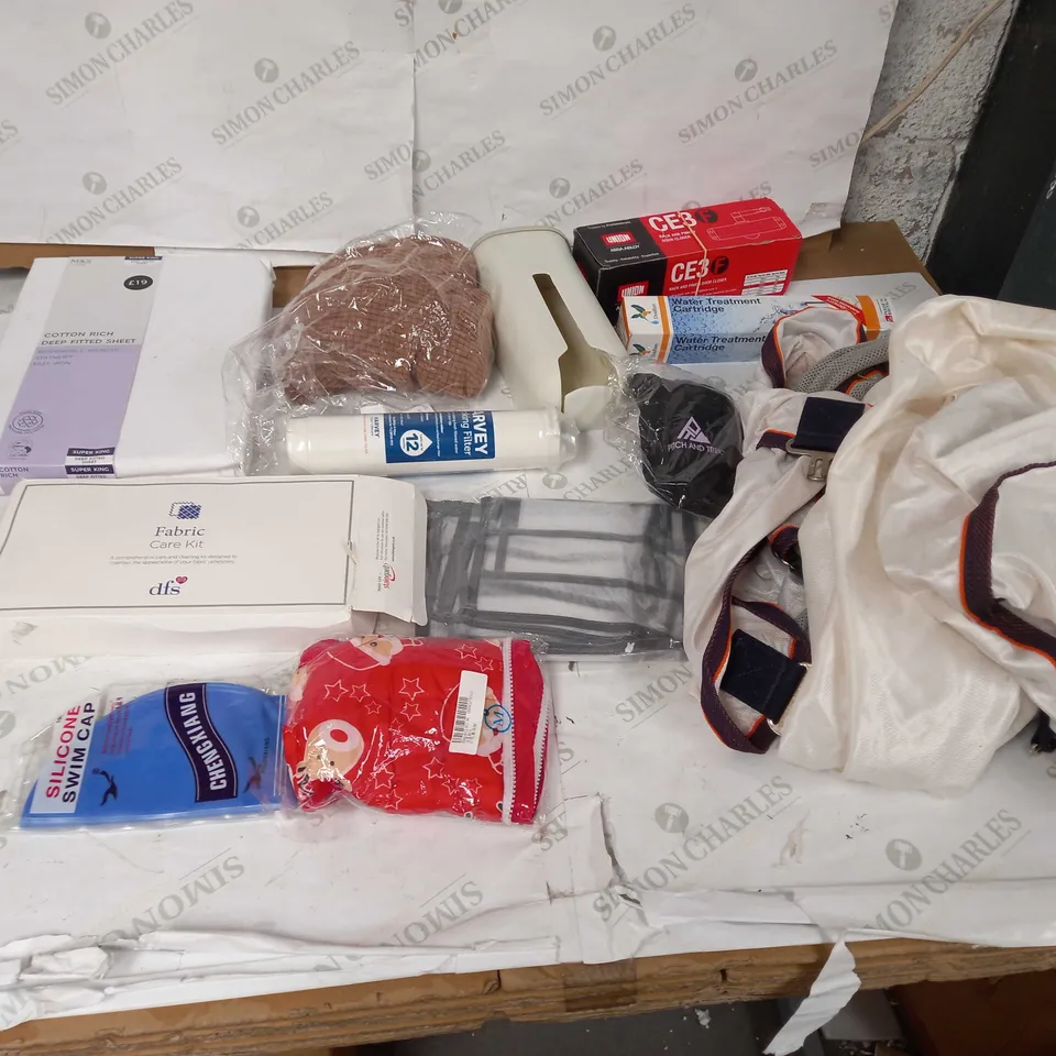 LOT OF APPROXIMATELY 20 HOUSEHOLD GOODS TO INCLUDE AHOUGER OIL SPRAY BOTTLE, WEEDOL ROOTKILLP LUS, AND SKY HDMI BOX SET ETC.
