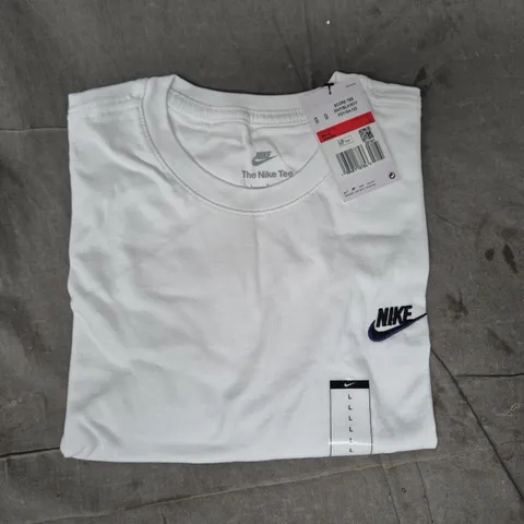 NIKE THE NIKE TEE – MEN'S WHITE T-SHIRT, UK LARGE (L)