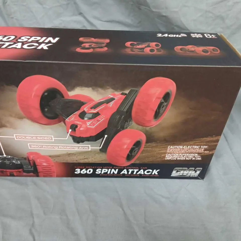 REMOTE CONTROL CAR 360 SPIN ATTACK – 2.4GHZ, PINK WHEELS (BOXED)