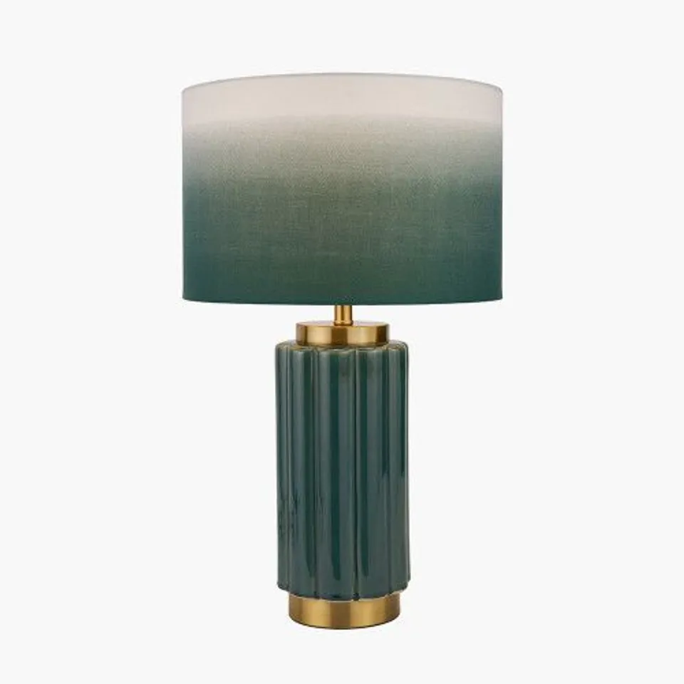 BOXED LUSHAN GREEN SCALLOPED CERAMIC TABLE LAMP