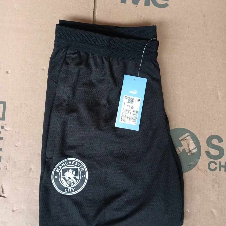 PUMA MANCHESTER CITY TRAINING PANTS W. POCKETS IN BLACK SIZE LARGE