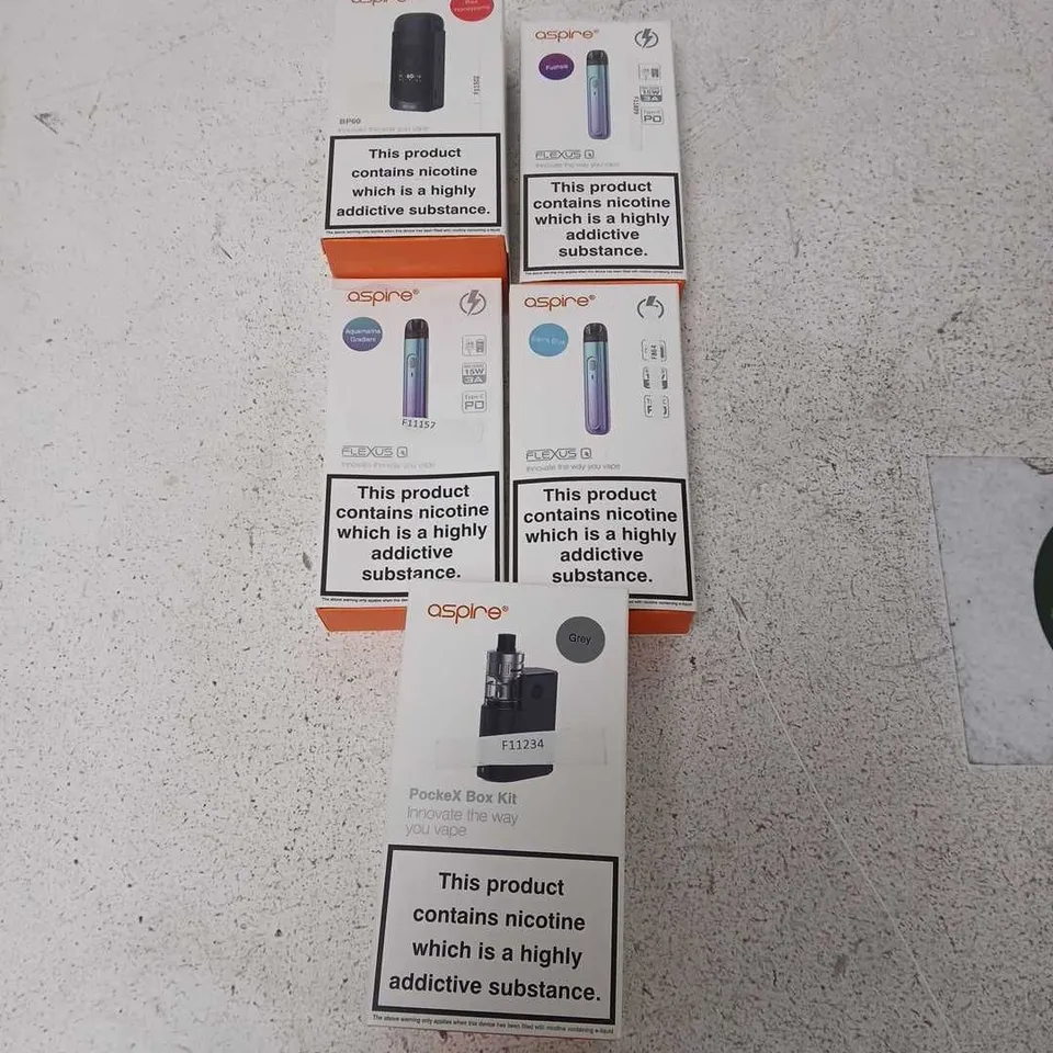 BOX OF APPROXIMATELY 35 ASSORTED E-CIGARETTES AND COMPONENTS TO INCLUDE: ASSORTED ASPIRE VAPE DEVICE KITS 