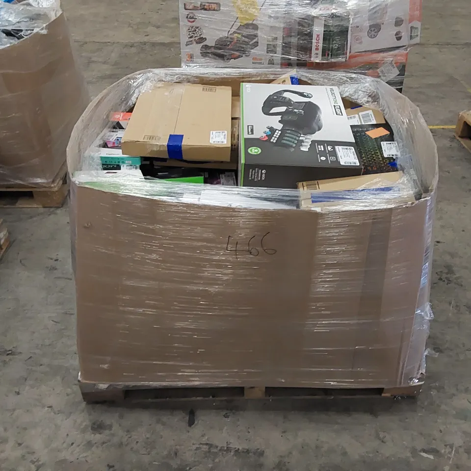 PALLET OF APPROXIMATELY 163 ASSORTED HIGH VALUE ITEMS TO INCLUDE 