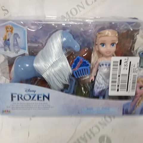 BOXED FROZEN 2 ELSA & NOKK GIFT SET