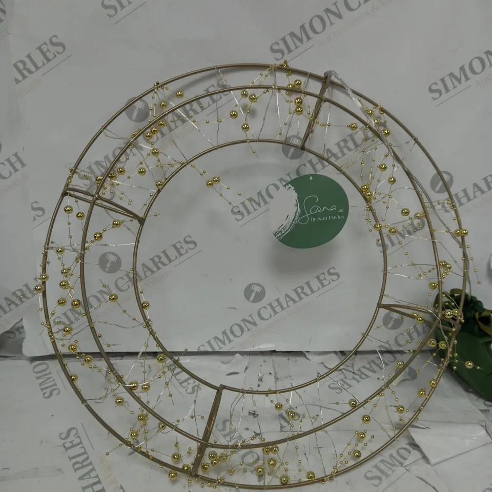 BOXED PRE-LIT GOLDEN DECORATION 