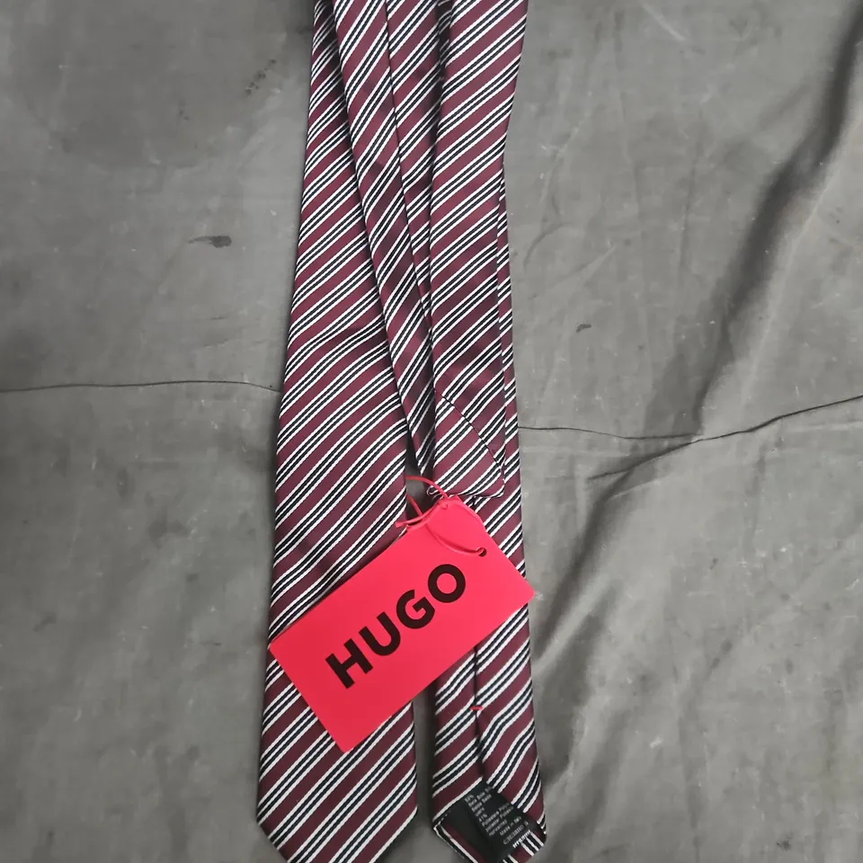 HUGO BOSS HUGO STRIPED TIE – BURGUNDY & WHITE DIAGONAL STRIPES