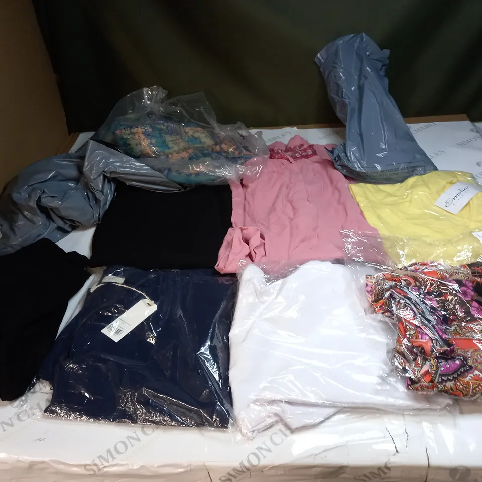 BAG OF APPROX 10 ASSORTED CLOTHING ITEMS TO INCLUDE - MAISON DE NIMES - EMELIA