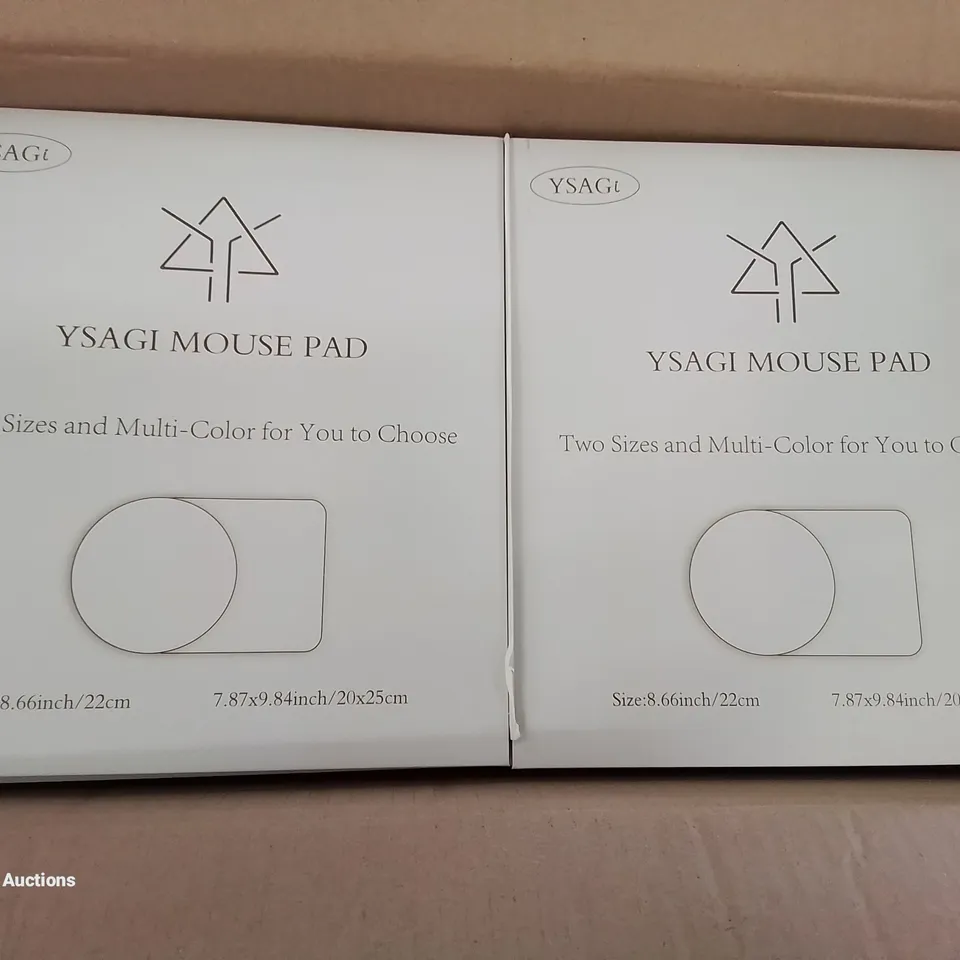 BOX CONTAINING APPROXIMATELY 90 BOXED MOUSE MAT PADS (COLOURS MAY VARY)