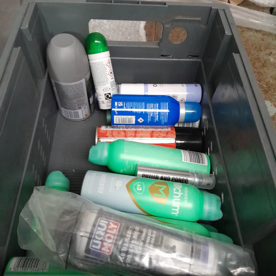 BOX OF APPROXIMATELY 15 AEROSOLS TO INCLUDE  -BATISTE - PENTBLOK - AJWAA  COLLECTION ONLY 