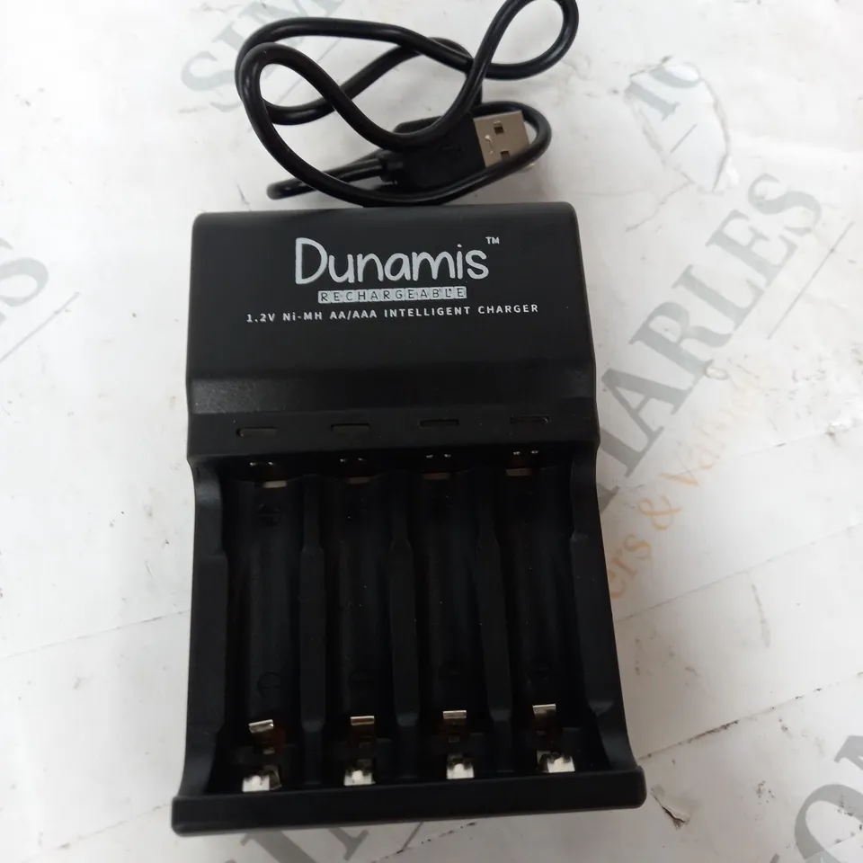 DUNAMIS 1.2V NI-MH AA/AAA INTELLIGENT CHARGER