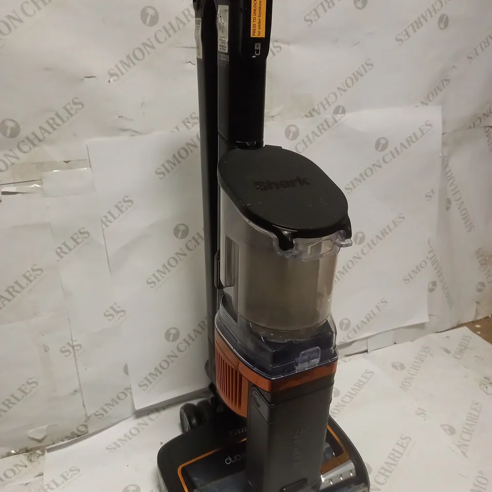 SHARK IZ300UK CORDLESS STICK VACUUM