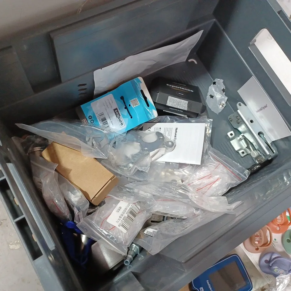 ASSORTED ITEMS TO INCLUDE: INFRARED THERMOMETER,  SQUARE CLOCK, 2 BAGS OF BAMBOO GOLF TEES, PACK OF 6 DUMMIES ETC 