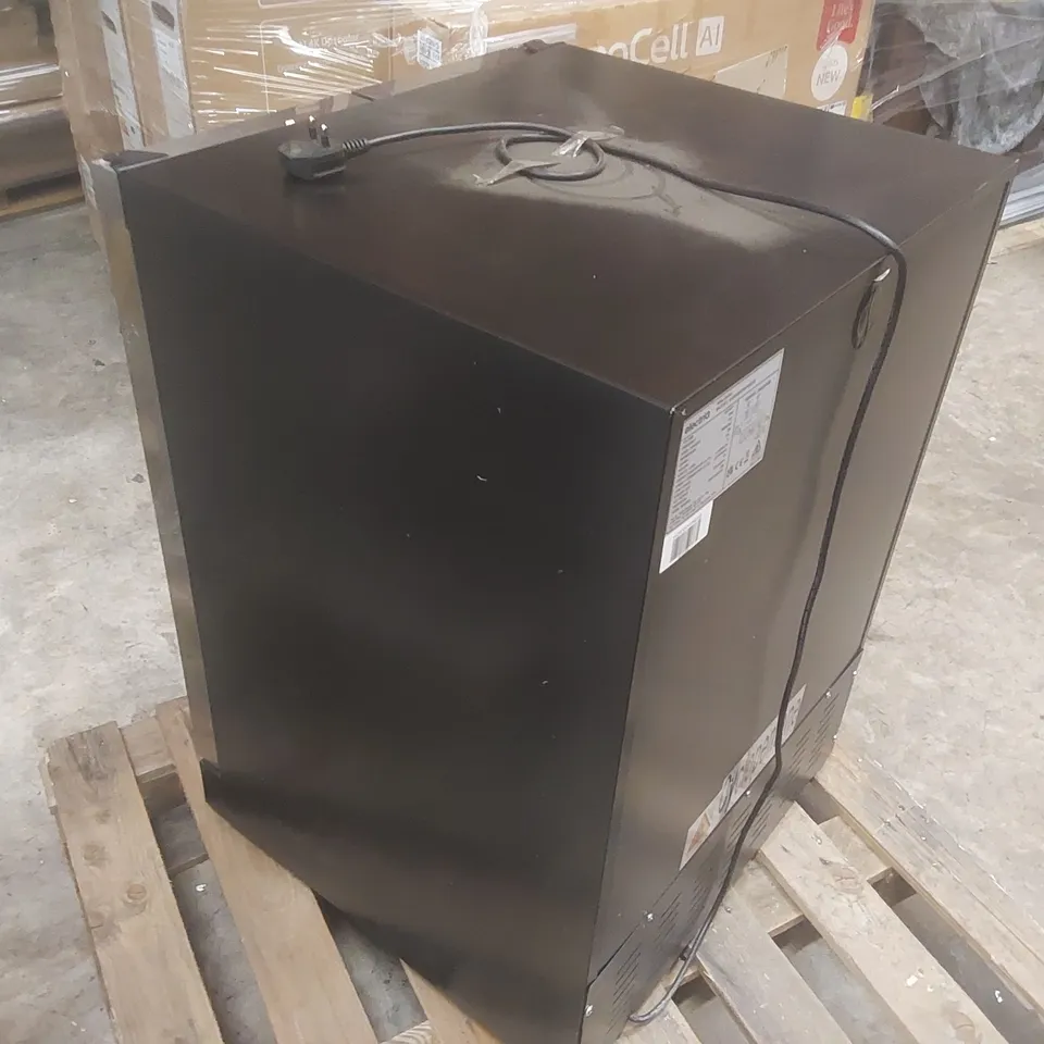 ELECTRIQ DOUBLE DOOR WINE COOLER