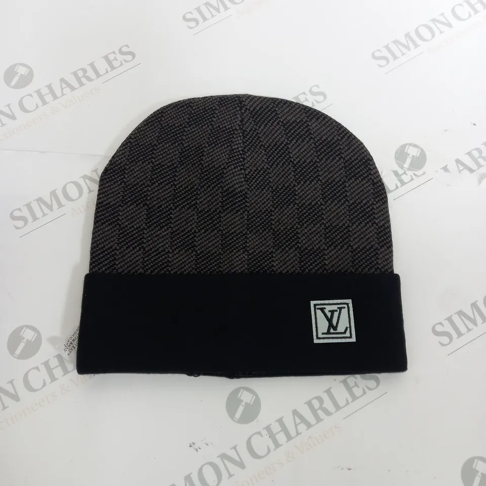 LOUIS VUITTON BEANIE - ONE SIZE