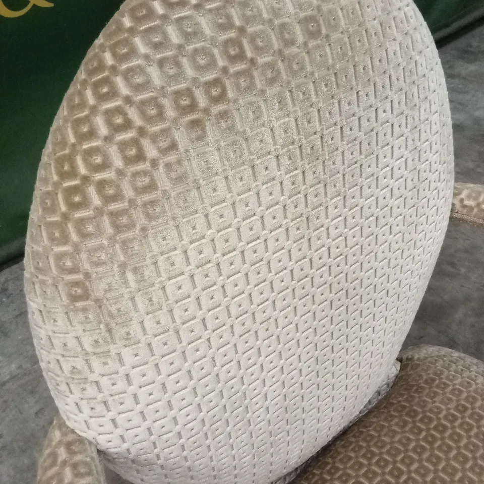 QUALITY HIGH-END DESIGNER FABRIC ACCENT CHAIR