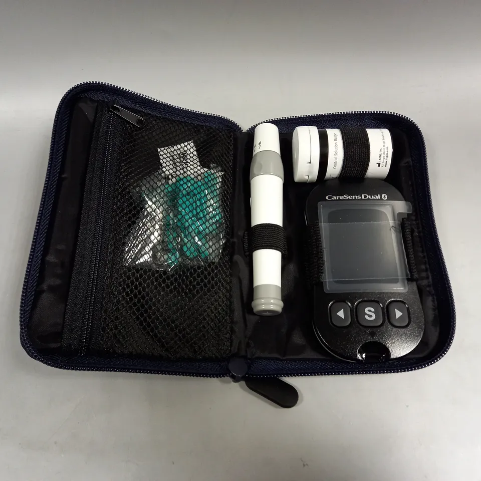 BOXED CARESENS DUAL BLOOD GLUCOSE MONITORING SYSTEM 