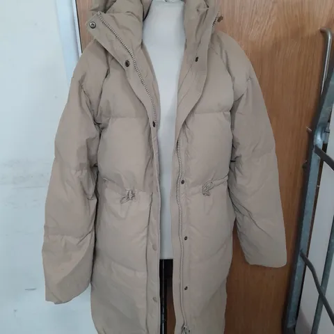LOS ANGELES ATELIER PUFFER COAT IN BEIGE SIZE M