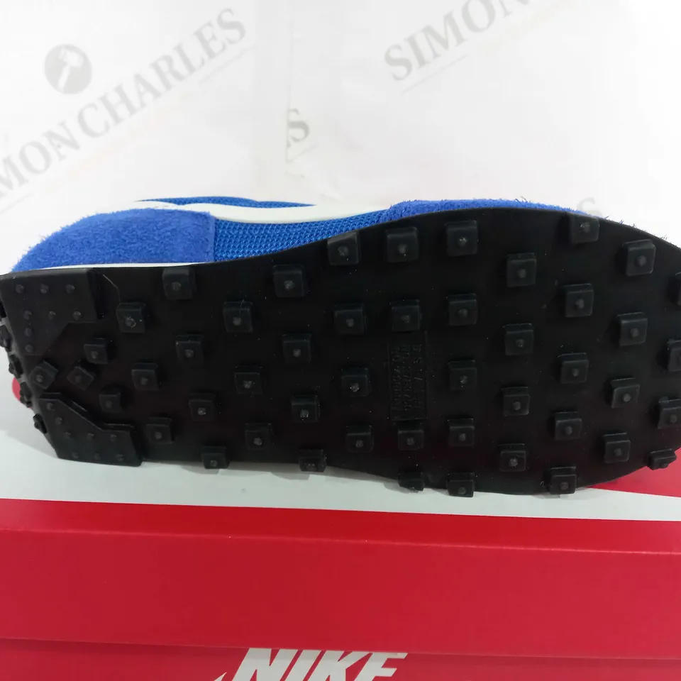 BOXED PAIR OF NIKE DBREAK VINTAGE SUEDE TRAINERS - BLUE/WHITE/ORANGE - UK 3