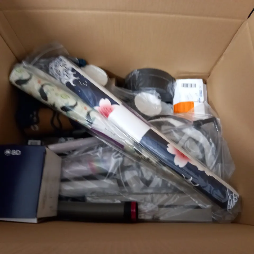 LARGE QUANTITY OF ASSORTED HOUSEHOLD ITEMS TO INCLUDE OIL DISPENSER, SMALL TV BRACKET AND SEARCHLIGHT