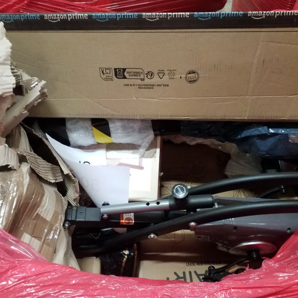 PALLET CONTAINING ASSORTED PRODUCTS INCLUDING 