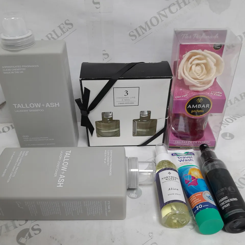 BOX OF APPROXIMATELY 10 ASSORTED ITEMS TO INCLUDE - TALLOW + ASH, AMBAR PERFUMS, TRAVEL WASH ETC