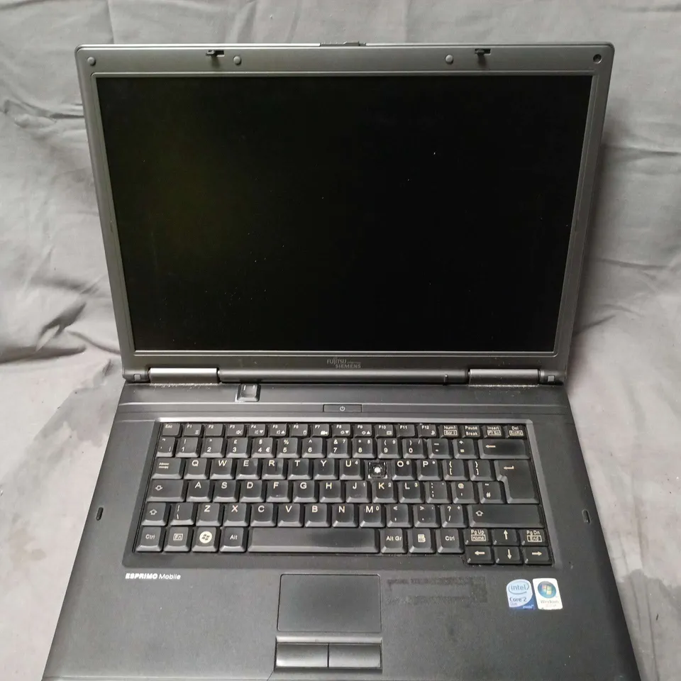 FUJITSU SIEMENS V5535 LAPTOP 
