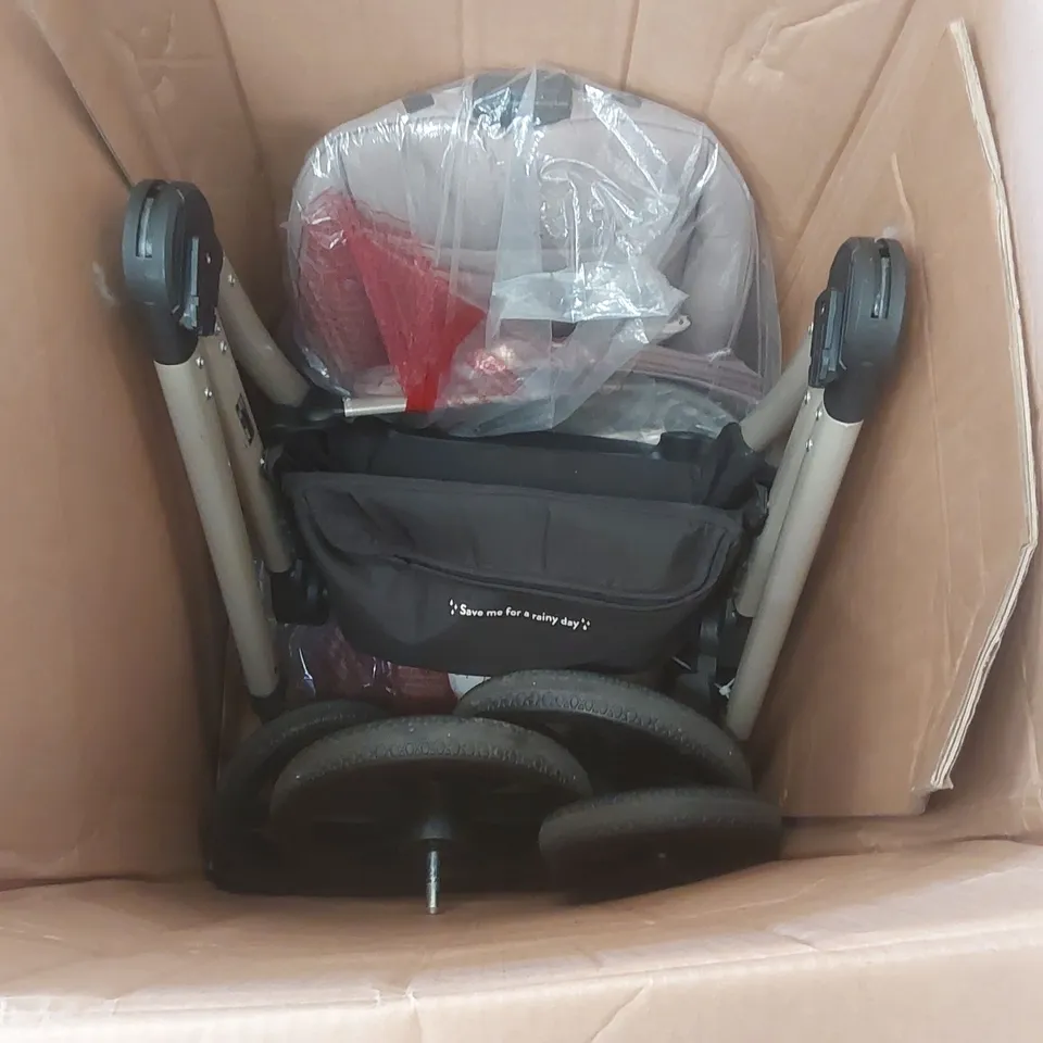 BOXED COSATTO GIGGLE 4 CAR SEAT BUNDLE TRAVEL SYSTEM WITH TOTE I-SIZE CAR SEAT AND ADAPTORS - LOLLOP