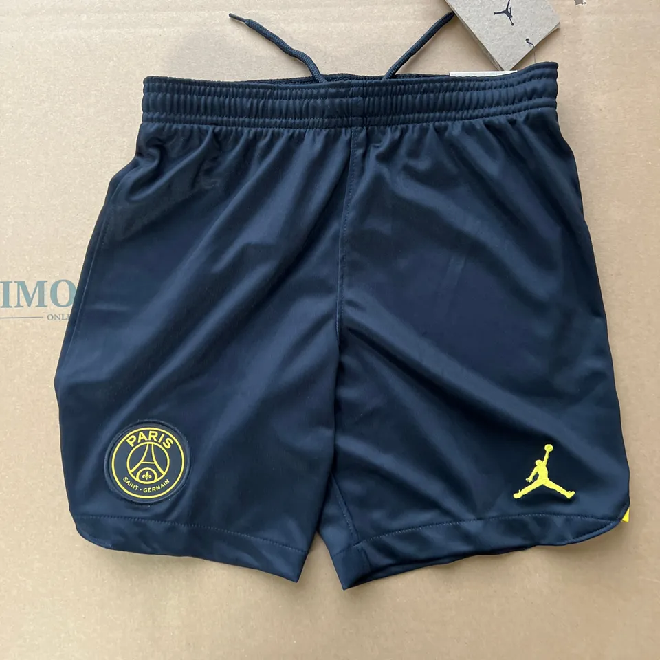 PARIS SAINT GERMAIN SIZE SMALL CHILDREN’S SHORTS