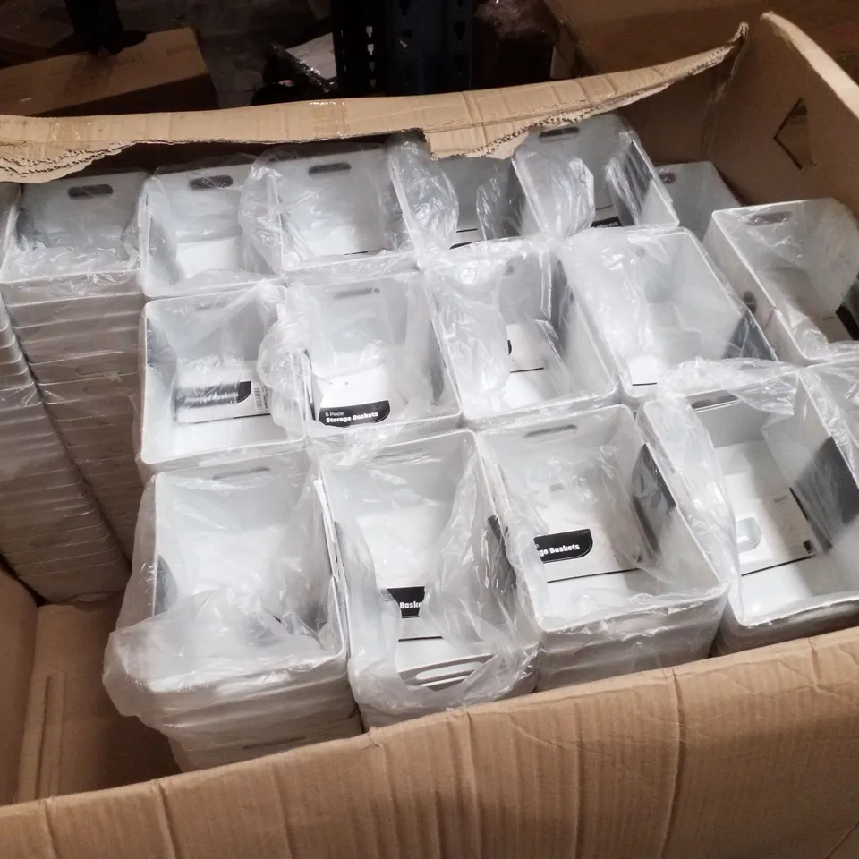 PALLET CONTAINING APPROXIMATELY 335 KEPLIN STORAGE BINS - WHITE
