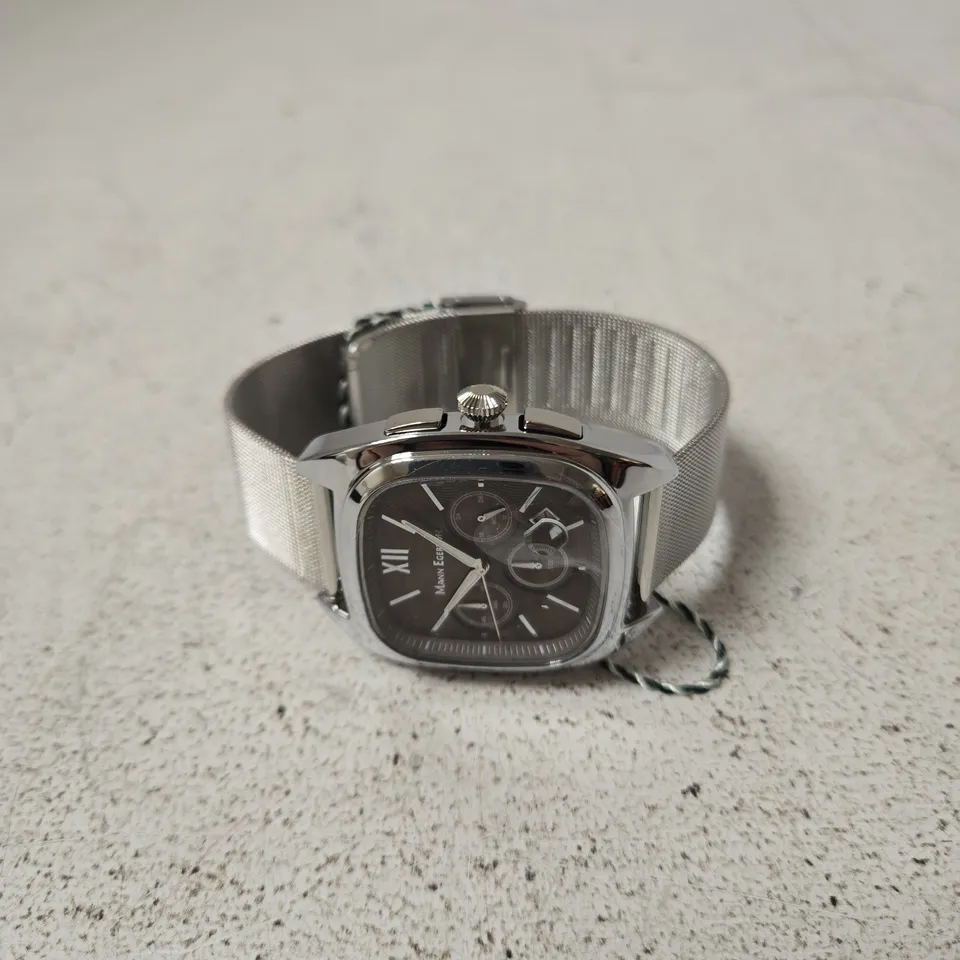 MANN EGERTON CHRONOGRAPH WATCH – STAINLESS STEEL MESH BRACELET IN GREEN PRESENTATION BOX