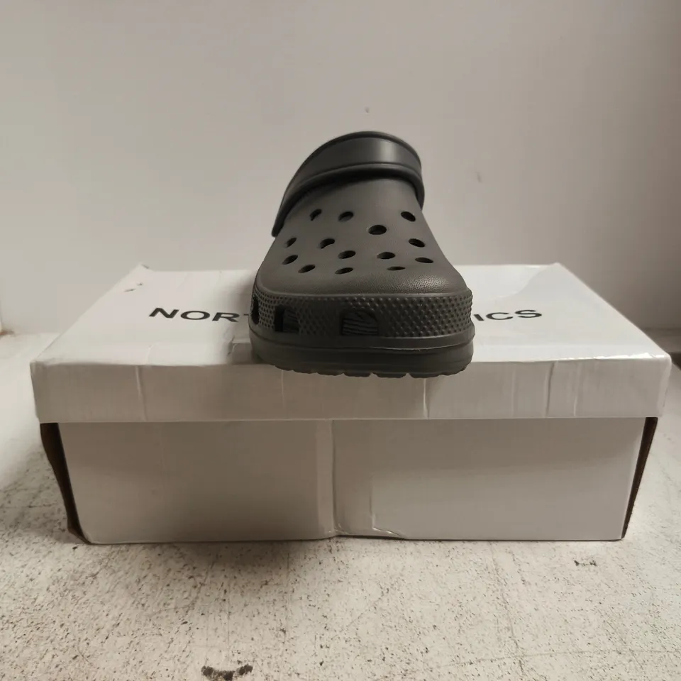BOXED PAIR OF NORTH ATHLETICS CLOGS IN CHARCOAL SIZE 7
